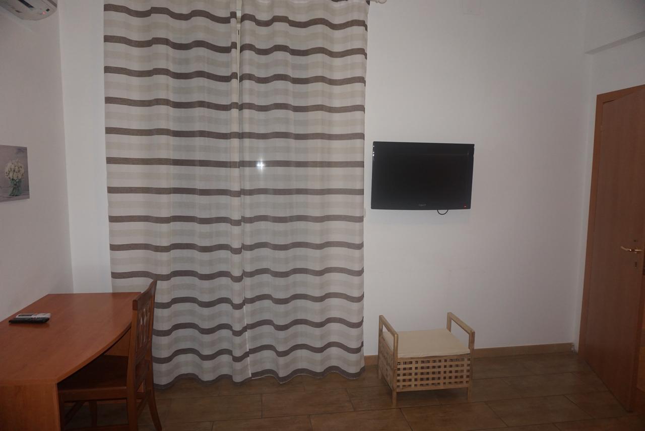 Hotel Villa Souvenir フォルツァ・ダグロ エクステリア 写真